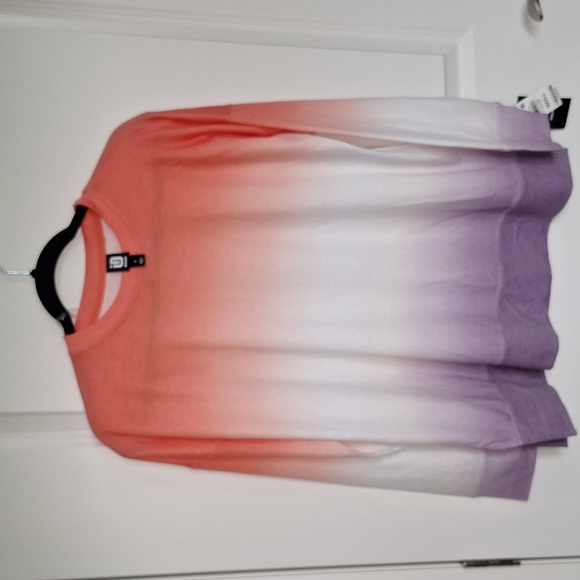 #446🆕️[S]Ideology Ombre Top - Picture 2 of 8